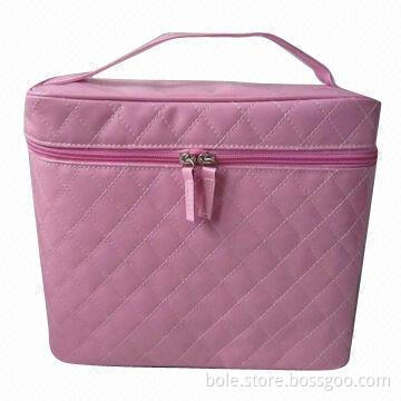 PVC Cosmetic Bag with Nylon Zipper Closure and Quilting Decoration